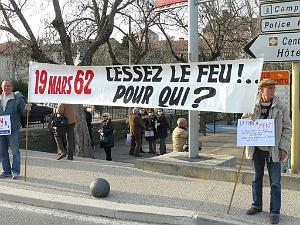 VILLENEUVE LES AVIGNON 19 MARS 2010 PAR JFC    (2)